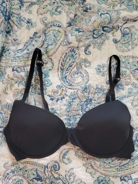 Joe Fresh Black Smooth T-Shirt Bra - Lightly Padded